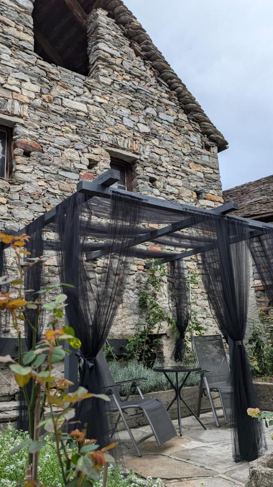 La Via Del Sale Accommodations Holidays Domodossola Zewnętrze zdjęcie